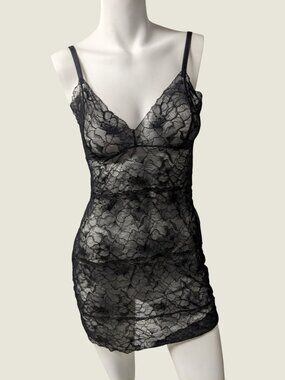 Samantha Chang ALL LACE  FULL SLIP Medium   Black Display Model New No Tags!